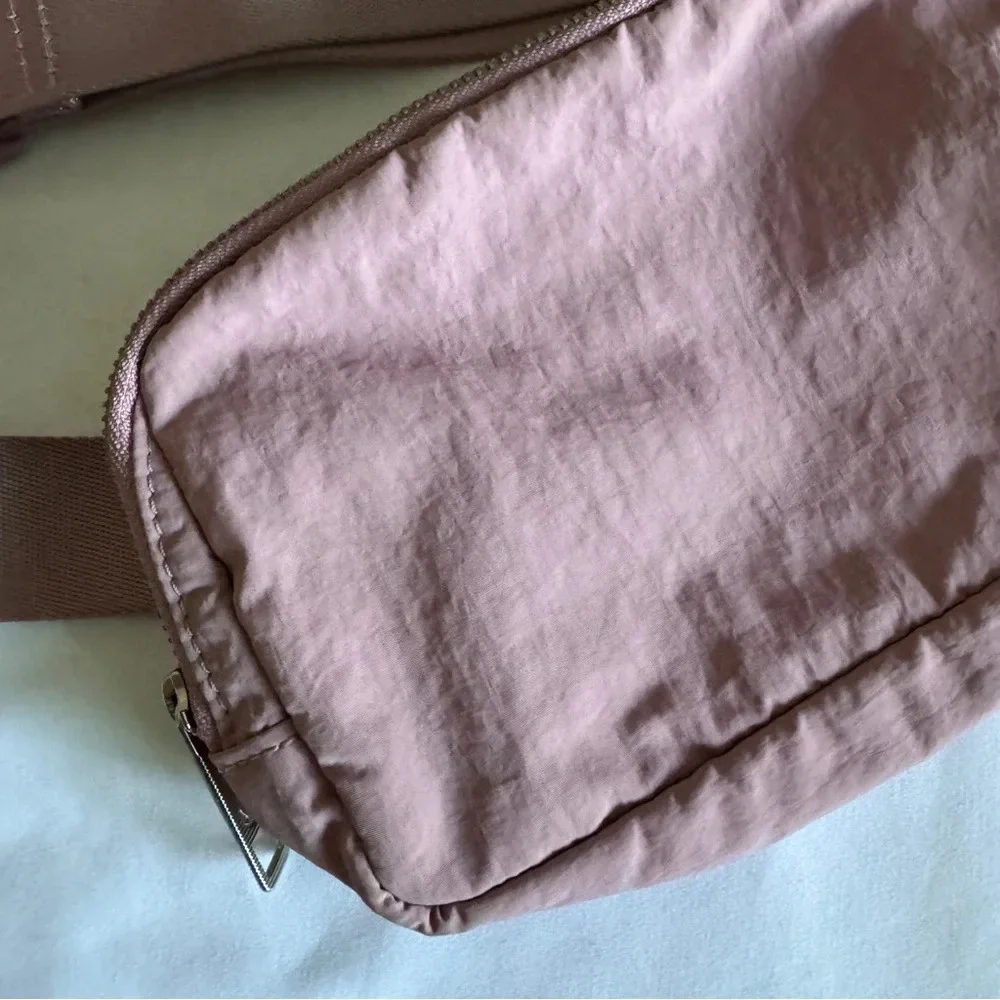 ๐๐ OG Lululemon Everywhere Belt Bag - Pink Taupe - Picture 2 of 9